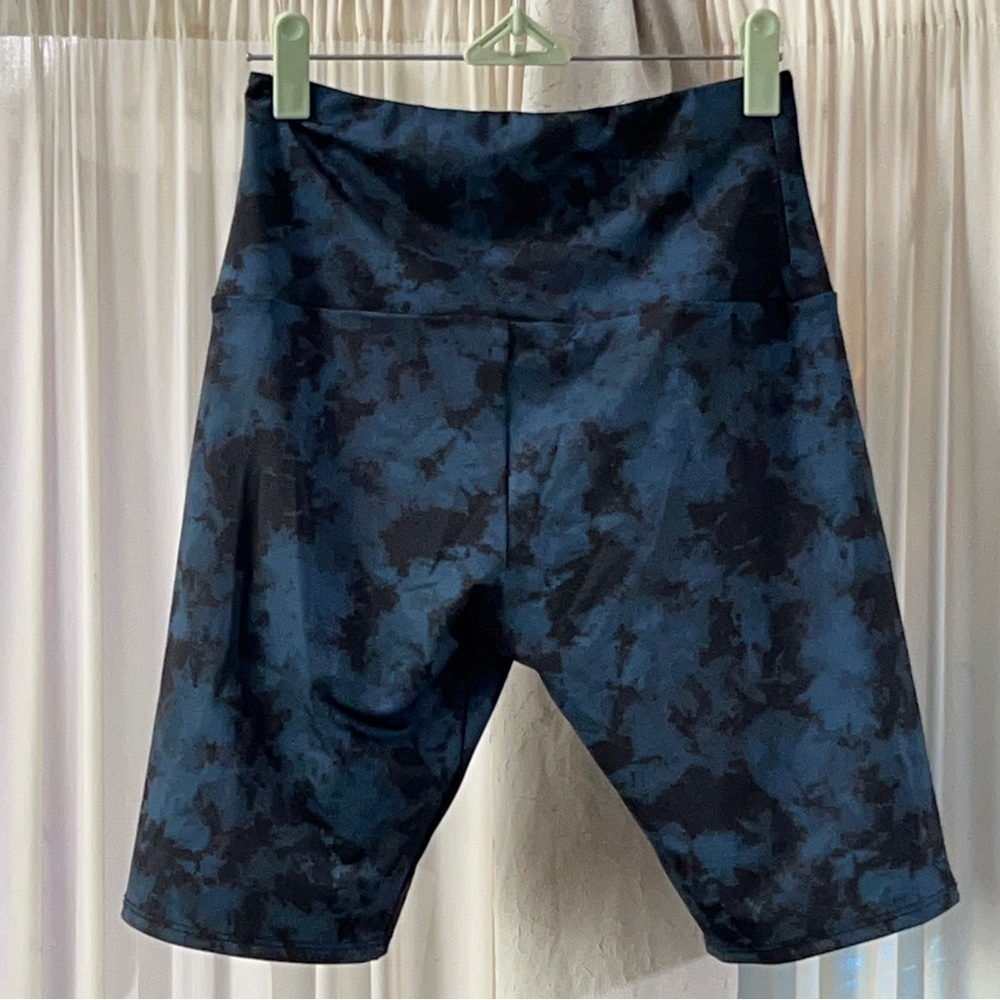 S/M biker shorts by Onzie